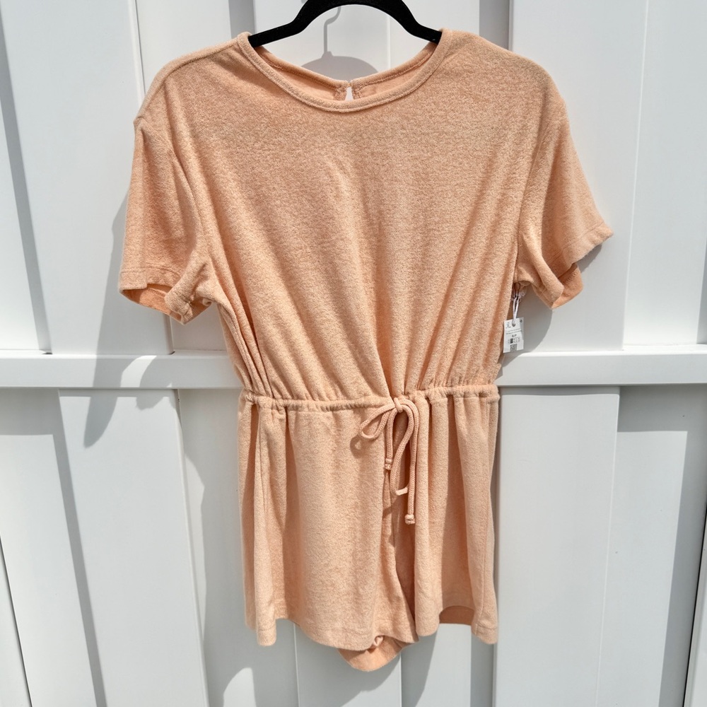 Ardene Collective Terry Short Sleeve Romper in Peach NWT Size Small